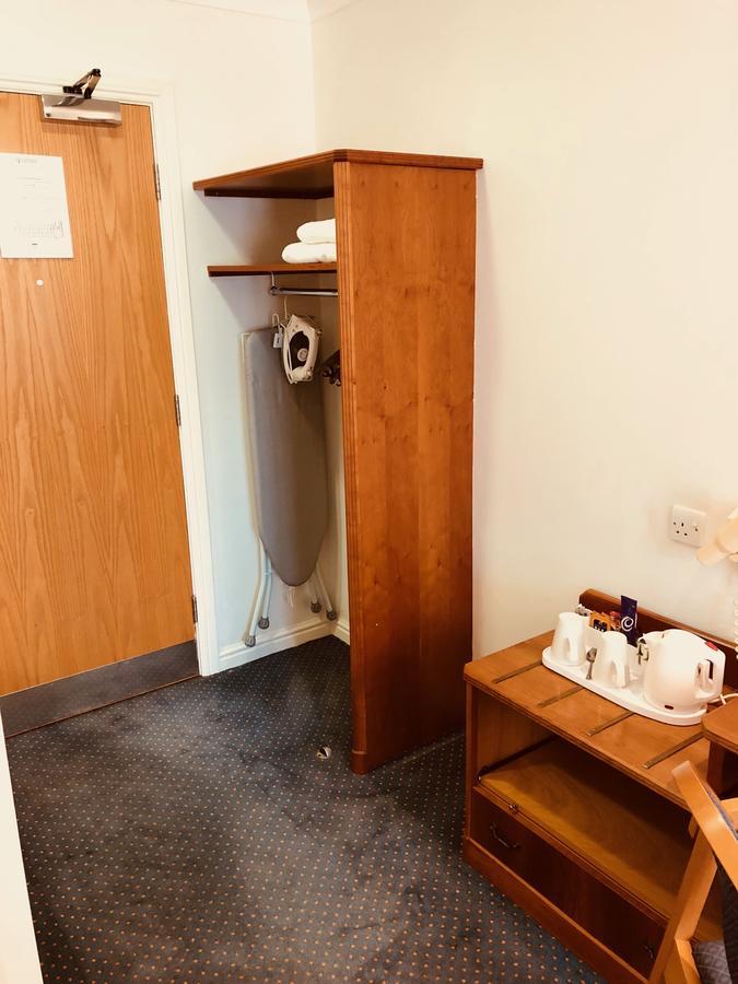 Stoneleigh Park Lodge Ashow Zewnętrze zdjęcie